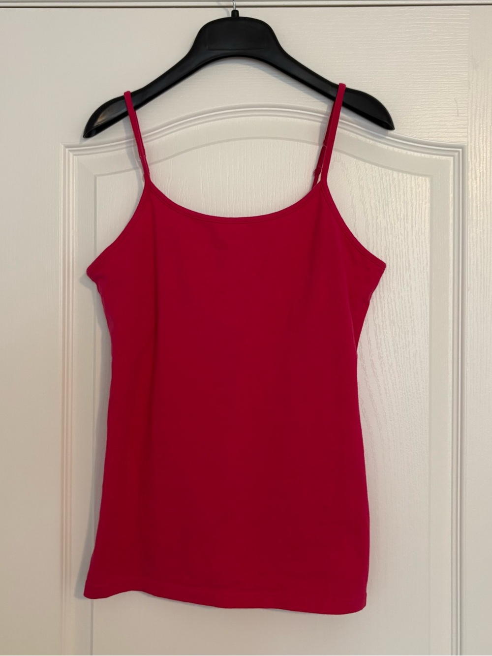 🩷GAP Fitted Cami.  Size M🩷